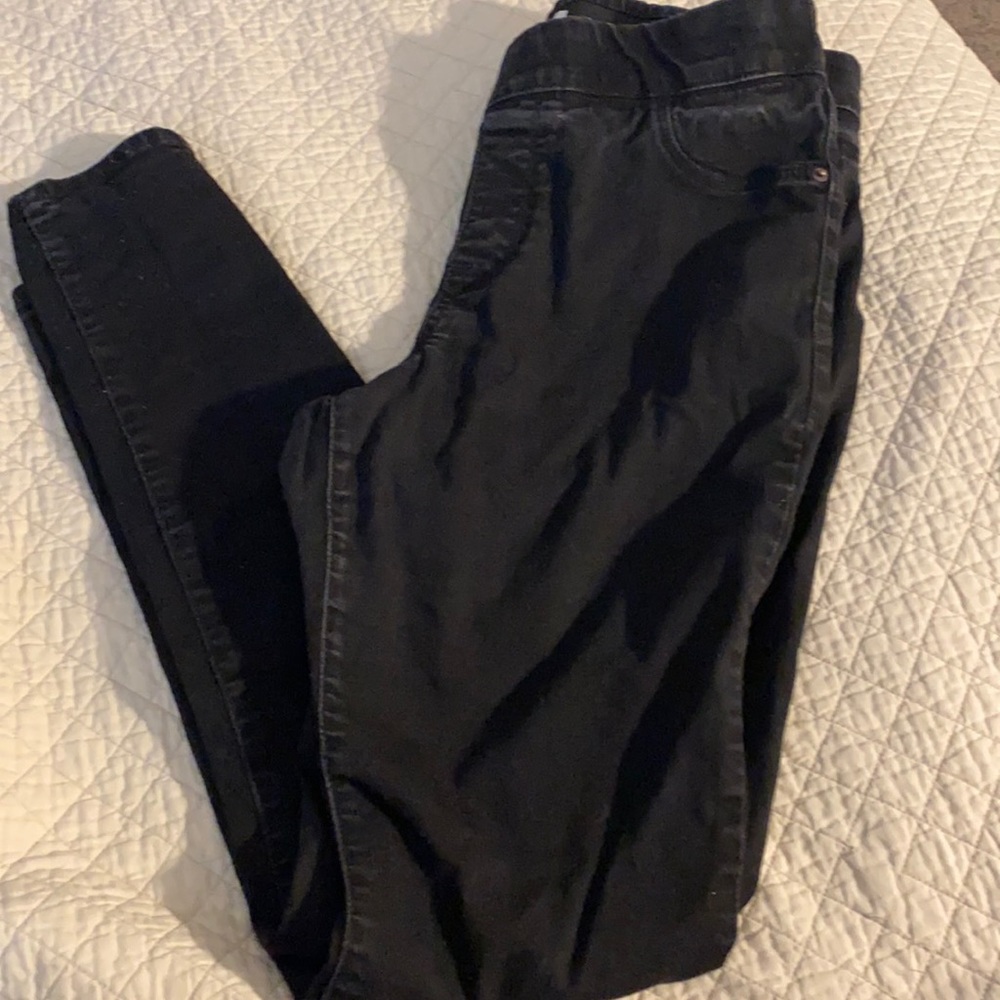Old navy distressed black rockstar jegging